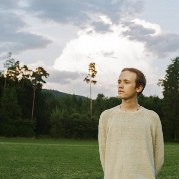 The Quiet Rebellion of Cossmo: Finding Clarity in the Noise